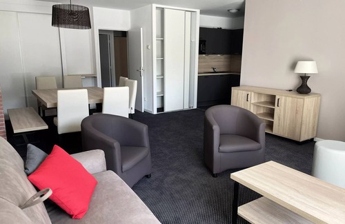 Eaux-Bonnes Apartment | Residence LE PORTILLO Swimming pool - 2 Rooms for 8 People