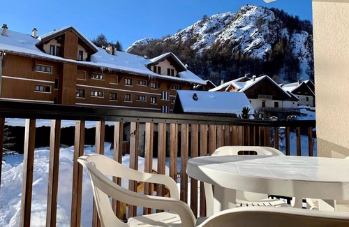Valloire Apartment | Residence Le Praz - Studio cabin 4 people 2* exposed South