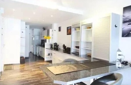Aix-les-Bains Apartment | Residence Les Belles Rives E - Beautiful and stunning views of Lake Bourget!