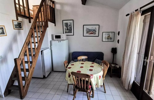 Leucate Villa | Residence Les Captivantes - Three room villa mezzanine facing the sea with garage in Port Leucate. Ref: 1CAPT H3