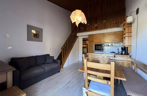 Le Super-Sauze Apartment | Residence Les Cimes - 2 Rooms for 6 People