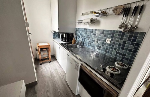 Aix-les-Bains Apartment | Residence Les Cygnes - Peaceful studio by the lake!