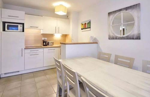 Benodet Apartment | Residence Les Jardins d'Arvor * - Holidays Bleues - 3 Room Cabin 6 People