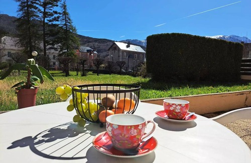 Barcelonnette Apartment | Residence Les Melezes Bat E - 2 Rooms for 4 People