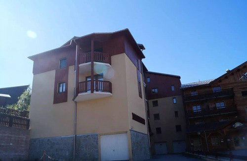 Le Sauze Apartment | Residence Les Seolanes - 2 Rooms for 5 People