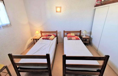 Port Leucate Villa | Residence Maisons De La Plage - VILLA T2 MEZZANINE 6 sleeping accommodations PORT LEUCATE. Ref: 1MPL 95D