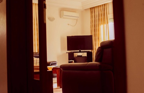 Yaounde Apartment | Residence Massou Deluxe G M