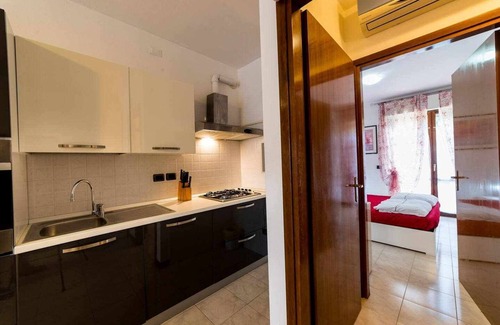 Lazise Apartment | Residence MokyD13-pool, WiFi, garden and garage