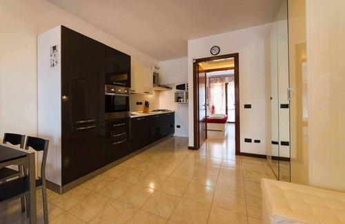 Lazise Apartment | Residence MokyD13-pool, WiFi, garden and garage