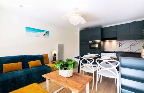 Saint-Lary-Soulan Apartment | Residence Portes Du Soleil A - Apartment 6 people quiet near center Saint Lary village