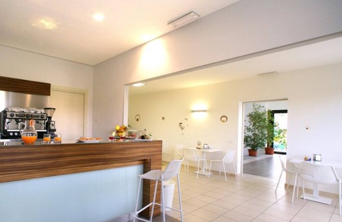 Loano Apartment | Residence Riviera Palace Two-room Apartment 5 Pax