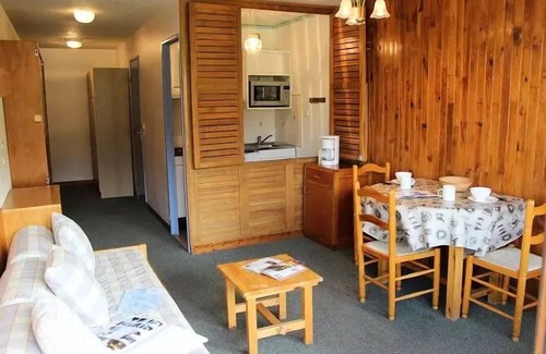 Val-Thorens Apartment | Residence Roc De Peclet - STUDIO FOR 2 PERSONS IDEALY SITTED DIRECTLY ON PISTES