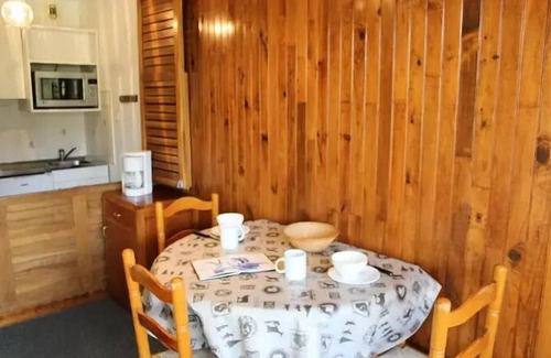 Val-Thorens Apartment | Residence Roc De Peclet - STUDIO FOR 2 PERSONS IDEALY SITTED DIRECTLY ON PISTES