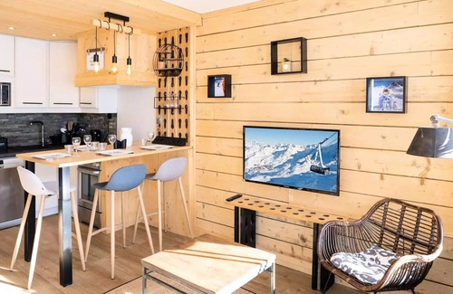 Val-Thorens Apartment | Residence Roc De Péclet I - Roc de Peclet I C7 - Apartment Val Thorens - 4 pers - 2 Flocons Gold