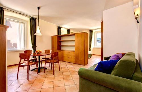 Barriera Vecchia-San Giacomo Apartment | Residence San Giusto