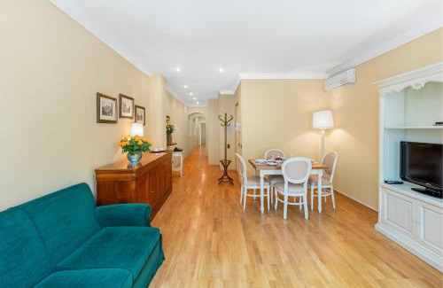 Srodmiescie Apartment | Residence St. Andrew's Palace