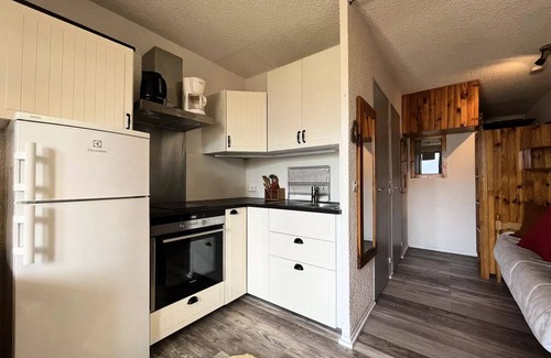 Barcelonnette Apartment | Residence Terrasses De l'adroit - 2 Rooms for 4 People