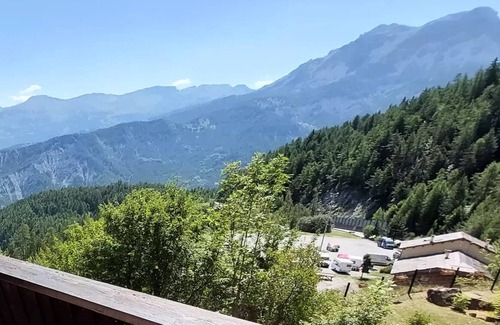 Barcelonnette Apartment | Residence Terrasses De l'adroit - 2 Rooms for 4 People