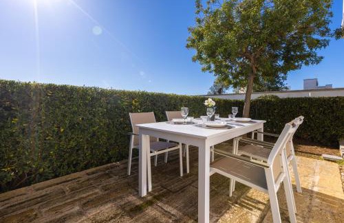 Santa Maria al Bagno Apartment | Residence Viva - Due Piscine, Giardino e Mare Salentino!