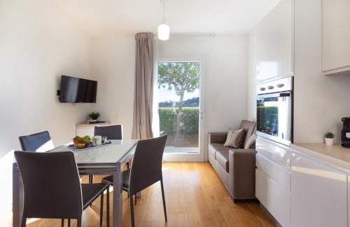 Santa Maria al Bagno Apartment | Residence Viva - Due Piscine, Giardino e Mare Salentino!