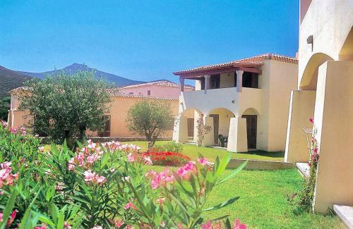 Golfo di Marinella Apartment | Residence with private beach in Marinella
