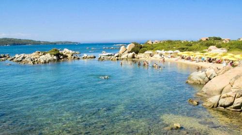 Golfo di Marinella Apartment | Residence with private beach in Marinella