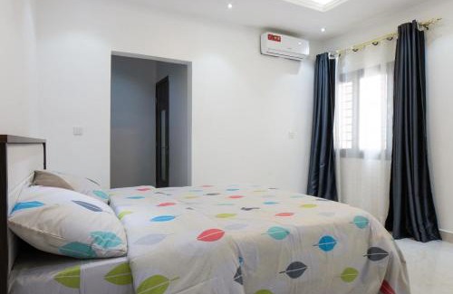 Pointe des Almadies Apartment | Residence Zeyna Ngor Almadies, Dakar, Senegal- Appart 3 chambres, 3 salles de bain