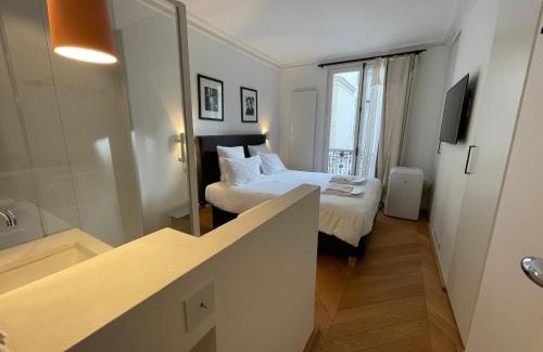 Les Iles Apartment | RESIDENCES HARCOURT - Ile Saint Louis - PARIS