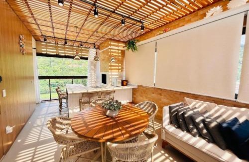 Governador Celso Ramos Apartment | Residencial Turin - Cobertura para 8 pessoas na Praia de Palmas a 350m do mar
