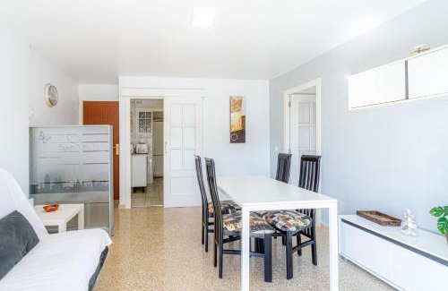 Cabrera de Mar Apartment | Residencial Costamar next Bcn, 50m beach with swimming pool