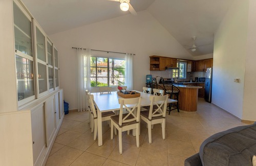 Urbanizacion Tavarez Villa | Residencial Hispaniola Villa #12, 4-King BRs & 4 Baths, Private Pool