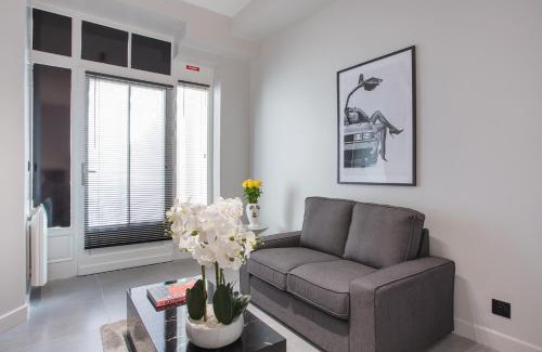 Epinettes Apartment | Residense Montmartre by Studio prestige