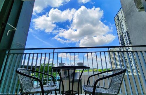 Nilai Apartment | Residensi Lili, Taman Bucida Hijauan, Nilai nearby KLIA, USIM - Infinity Pool