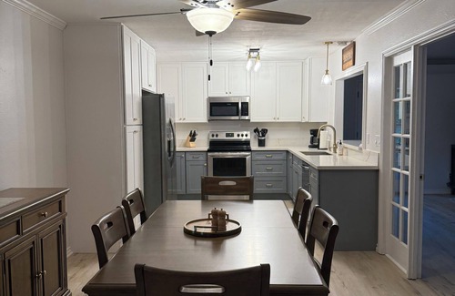 Rancho Penasquitos House | Residential house in Penasquitos - 3BR & 2 BA