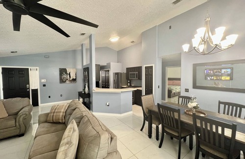 Westbury House | Residential Westbury 4BR Pool Home near Disney Parks