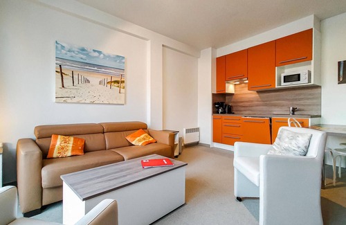 Mariakerke Apartment | Residentie Beau Sejour ref 111