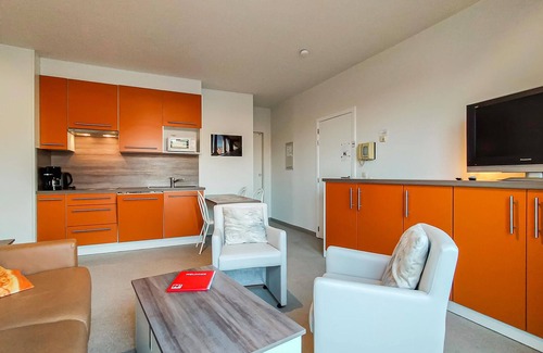 Mariakerke Apartment | Residentie Beau Sejour ref 111