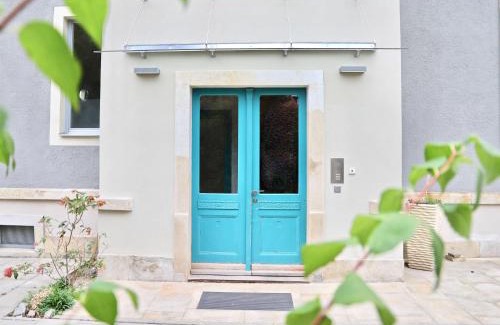 Buhlau/Weier Hirsch Apartment | Residenz am Dresdner Stadtwald