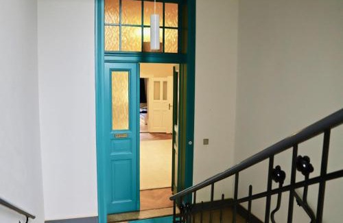 Buhlau/Weier Hirsch Apartment | Residenz am Dresdner Stadtwald
