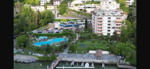 Bissone Apartment | Residenz am Luganersee mit Pool