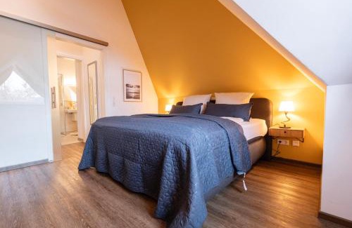 Bad Zwischenahn House | Residenz - Haus Wasser - Penthouse - Sauna - Parkplatz