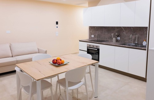 Asolo Apartment | Residenza Dante–In the City of a Hundred Horizons