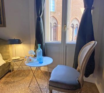 Historic Center House | Residenza del Duse