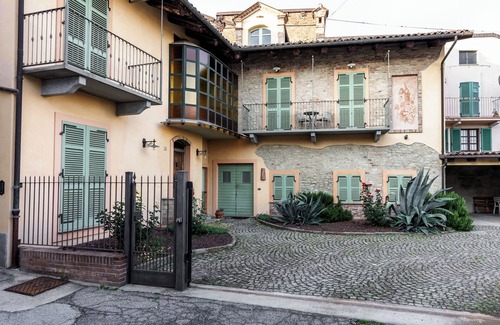 Monforte d'Alba House | Residenza Isolina