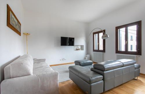 Santa Croce Apartment | Residenza Pomponi Deluxe