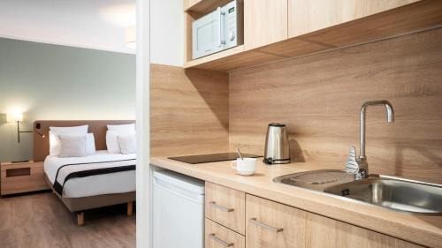 Faubourg-Raines Apartment | Residhome Dijon Cité Des Vignes