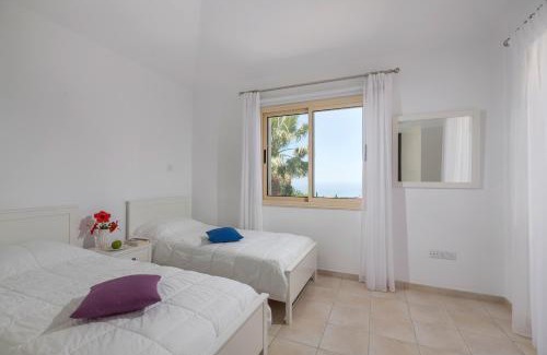 Tala Villa | Resitour - Perneri Three Bedroom Villas