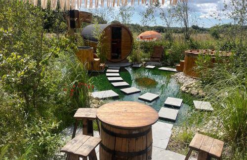 Etchinghill Resort | Resort ∙ 1 bedroom ∙ 2 guests