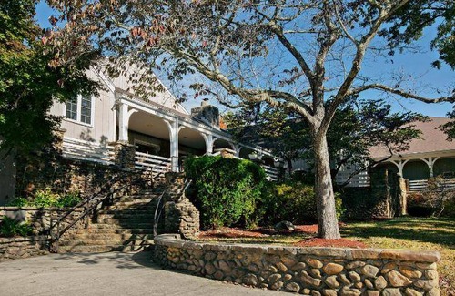 Pineville Resort | Resort ∙ 2 bedrooms ∙ 8 guests
