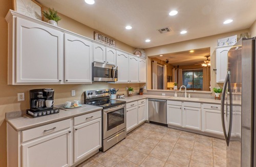 Power Ranch House | Resort Amenities: Pvt Htd POOL, Putt Green, Patio & Gas Grill & Fire Tbl, TVs All BRs,